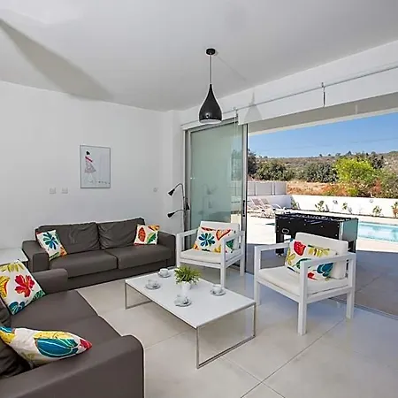 Otel Protaras Ccv3