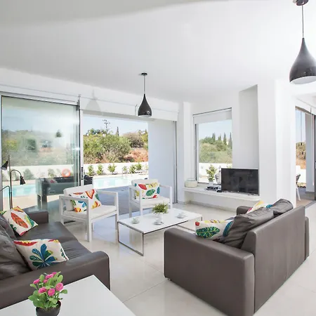 Protaras Ccv3 Otel Lefkoşa